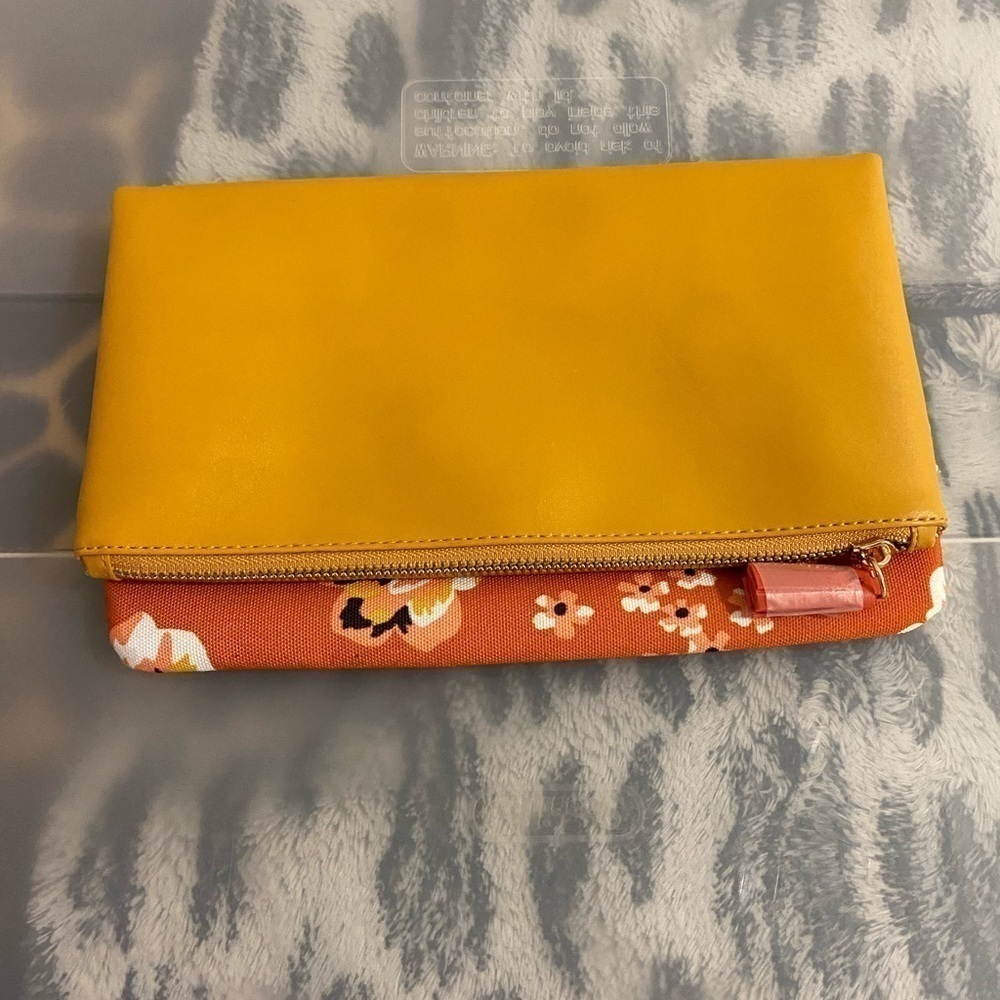 Rachel Pally LE Zahara reversible clutch